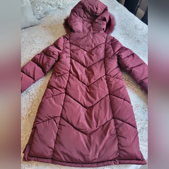 NWT Size S Jessica Simpson Winter Parka. Merlot Colour - Picture 2 of 10